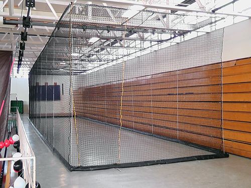 Hands Free Retractable Batting Cage by Victory Athletics, Inc.